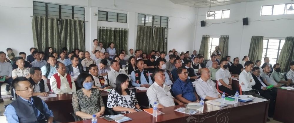 Section of the gathering attending the Kiphire DPDB meeting held on April 18. (DIPR Photo)